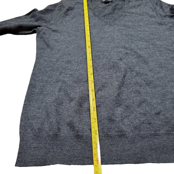 Lord & Taylor Extra Fine Merino Wool Sweater Womens M Heather Gray Long Sleeve - Picture 5 of 6